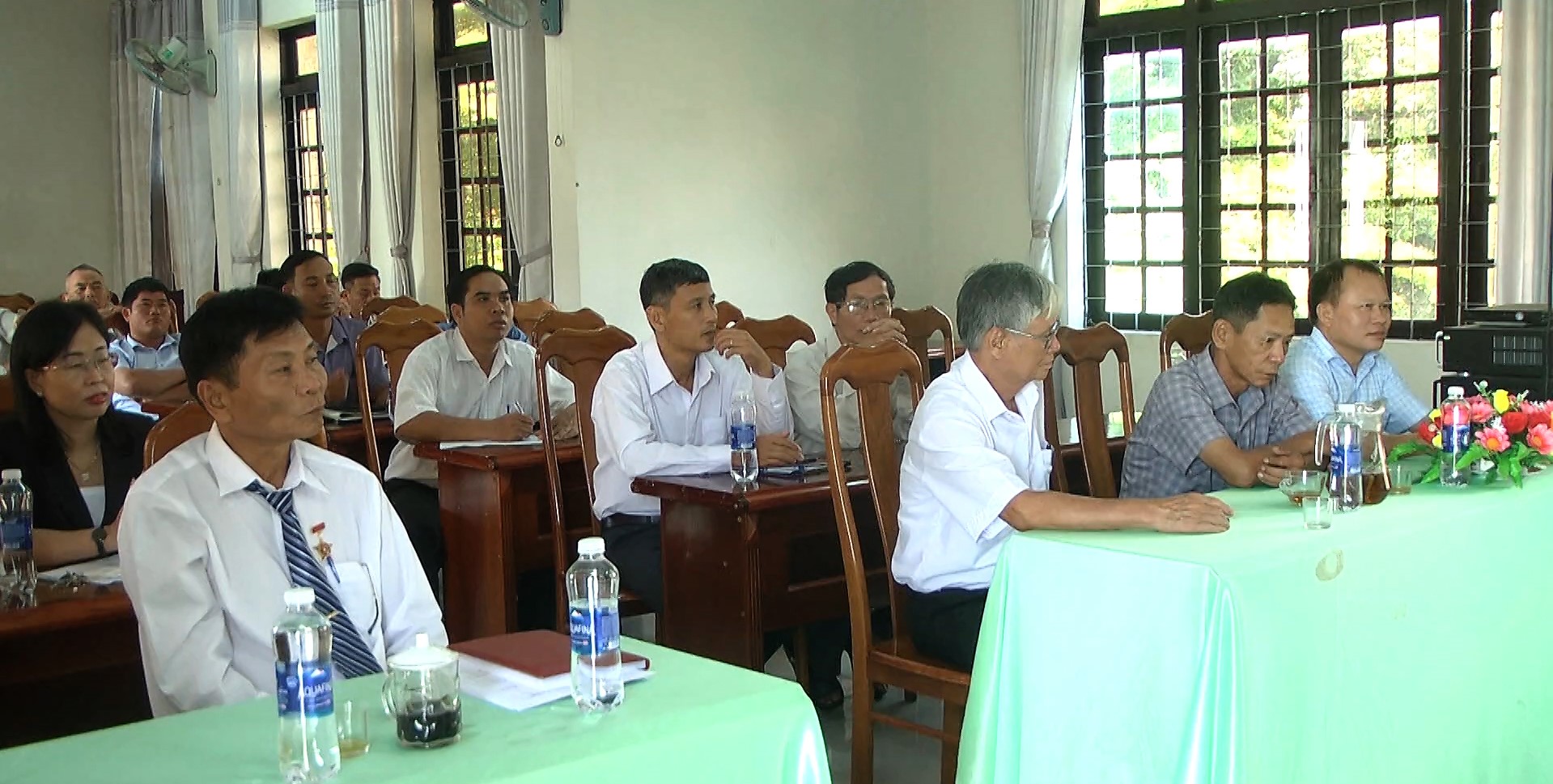 ngoan dunng.00_08_01_00.Still046 (1)